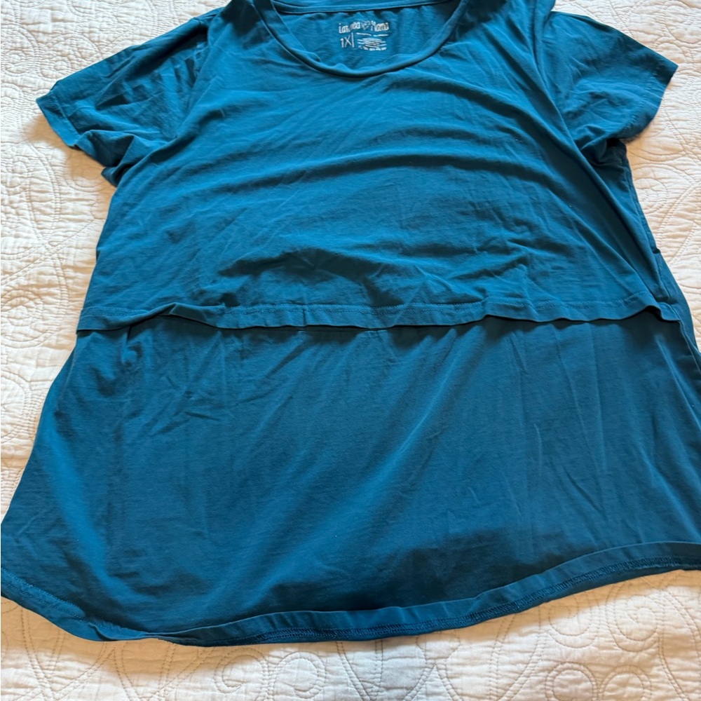 Latched Mama Teal Short Sleeve Top